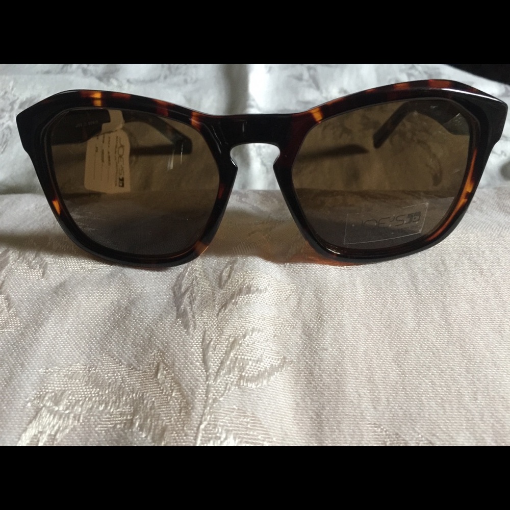 JOE’S JEANS Tortoise Frame Sunglasses Amber Lens